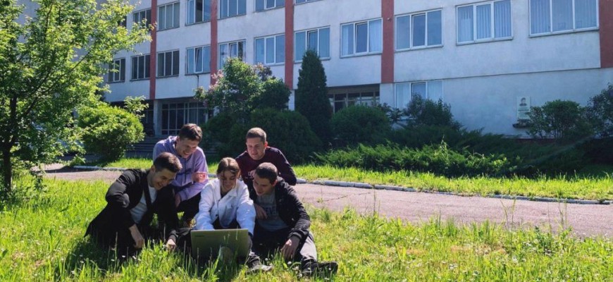 ВСП Фаховий коледж електронних приладів ІФНТУНГ