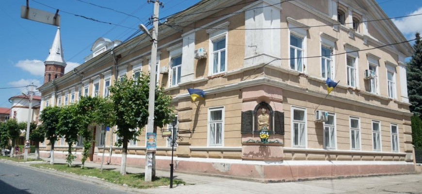  КЗФПО Коломийський медичний фаховий коледж ім. І. Франка Івано-Франківської обласної ради